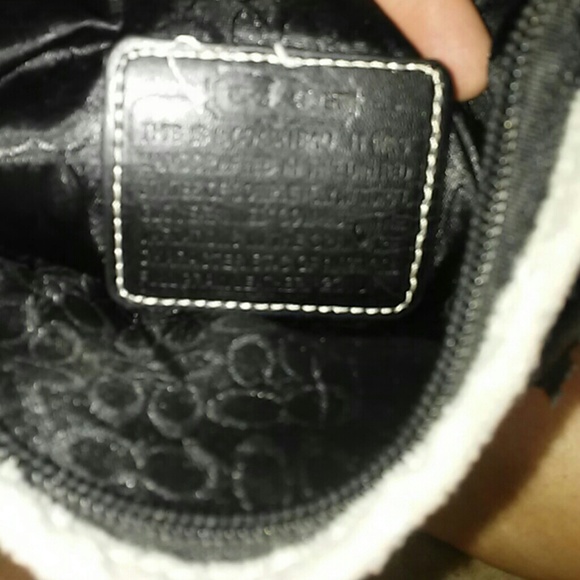 Purses - Picture 6 of 6